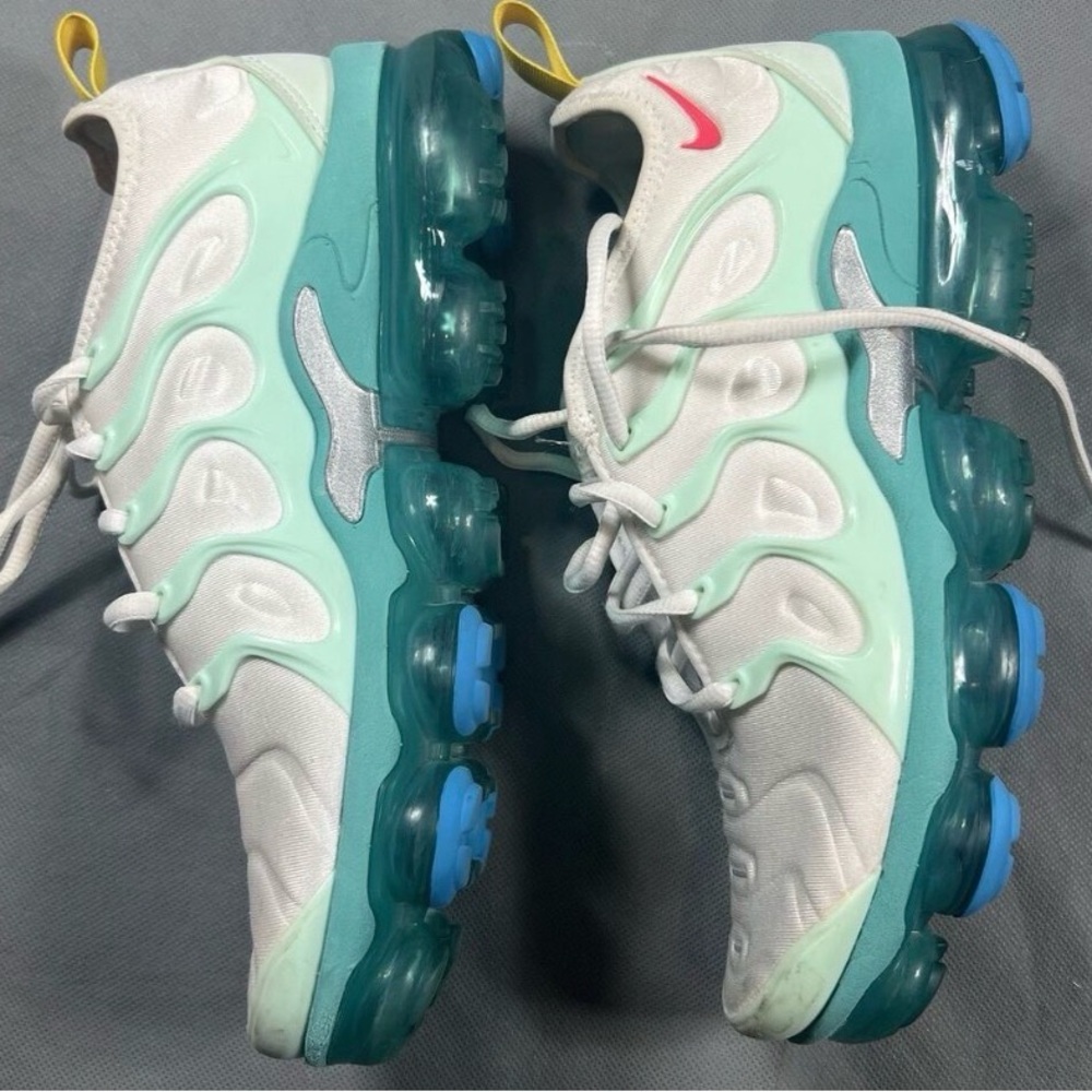 Nike Air Vapormax Size 6.5 M/8W